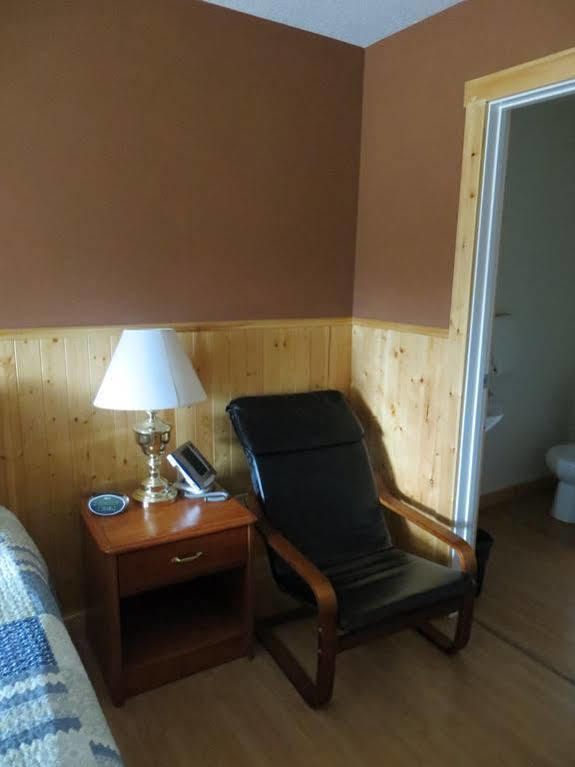 Fort Motel 麦克劳德堡 外观 照片